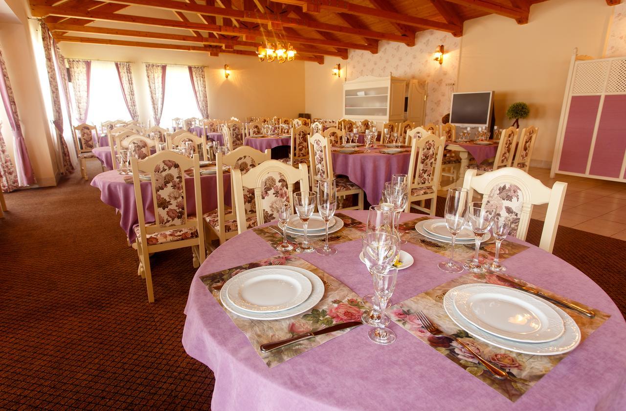 Pansionat Paradiz Hotel Polyana  Bagian luar foto