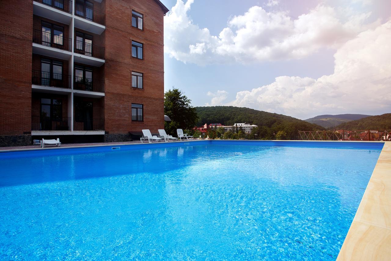 Pansionat Paradiz Hotel Polyana  Bagian luar foto