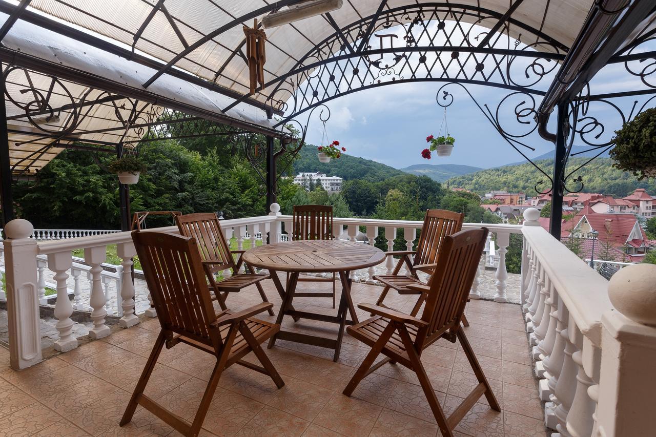 Pansionat Paradiz Hotel Polyana  Bagian luar foto