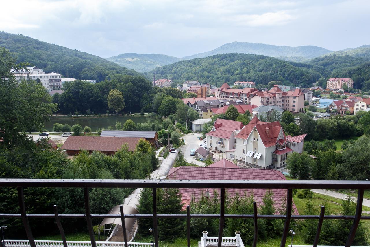 Pansionat Paradiz Hotel Polyana  Bagian luar foto